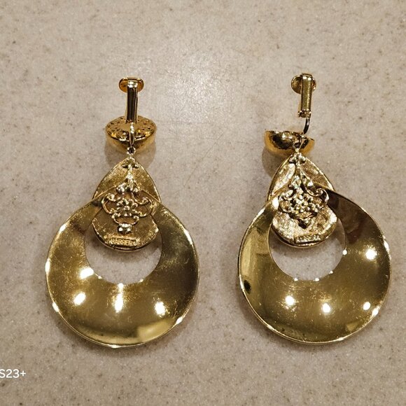 STATEMENT JOSE MARIA BARRERA WHITE HAMMERED GOLD DROP DANGLE CHANDELIER EARRINGS - Picture 10 of 11